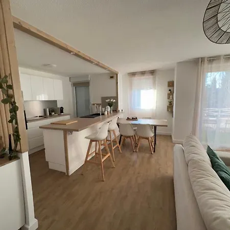 Appt Entier 85m2 Avec 2 Dont 1 Parentale 1 Bureau 1 Canape Lit Piscine * Gagnac-sur-Garonne